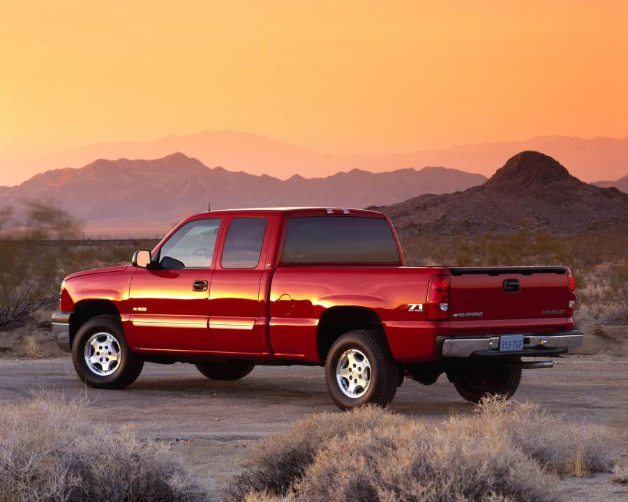  Chevrolet Silverado 2003 года  (фото 52 из 58)